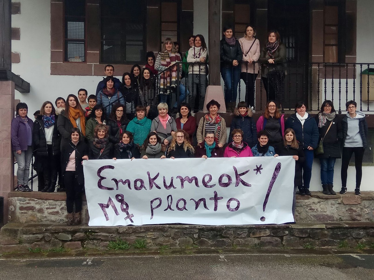 Urdazubi-Zugarramurdi eta Baztango herrietako irakasleek bat eginen dute martxoaren 8ko grebarekin
