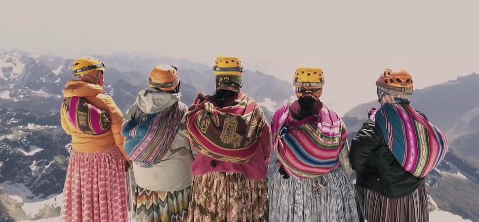 'Cholitas' dokumentala ikusteko 50 sarrera bakarrik gelditzen direla jakinarazi du Manttalek