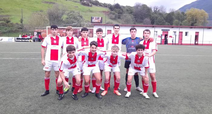 Denboraldiko lehen garaipena lortu du Leitzako Aurrera futbol talde nagusiak