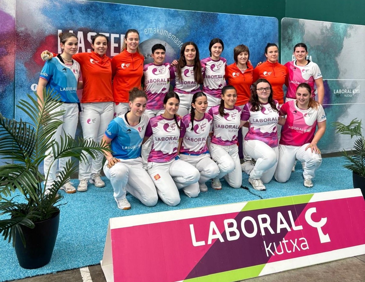 Goiuri Zabaletak binakako txapelketako finalerako txartela ere lortu nahi du