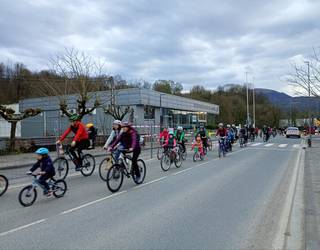 Karrika seguruak aldarrikatzeko bizikleta martxa eginen dute ortziralean Elizondon