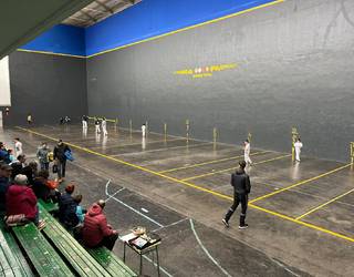 Bortzirietako eskuz banakako 25. Pilota Txapelketa abiatu da Beran