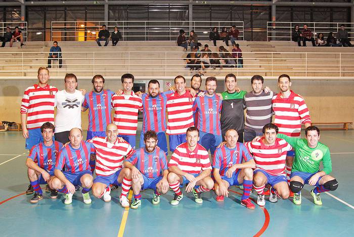 Gure Txokoa eta Aurreraren arteko areto-futbol derbia apirilaren 3an jokatuko dute