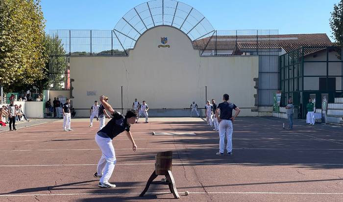 Euskadiko bote-luze txapelketaren finala jokatu dute Senperen