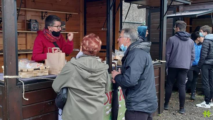 Lekunberrin bukatu dute Mendialdeko azoka ibiltarien aurtengo edizioa