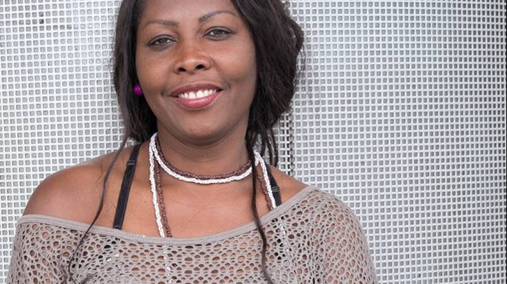 «Eguberrietan arropa gorria estreinatzeko ohitura dut»