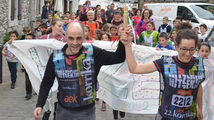 Parte hartze handia izaten ari da Uskarantza euskara taldearen Astaluntan lehiaketa