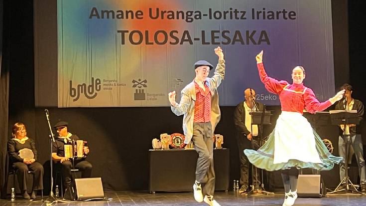 Ioritz Iriarte lesakarra bigarren izan da Euskal Herriko bikote gazteen dantza txapelketan