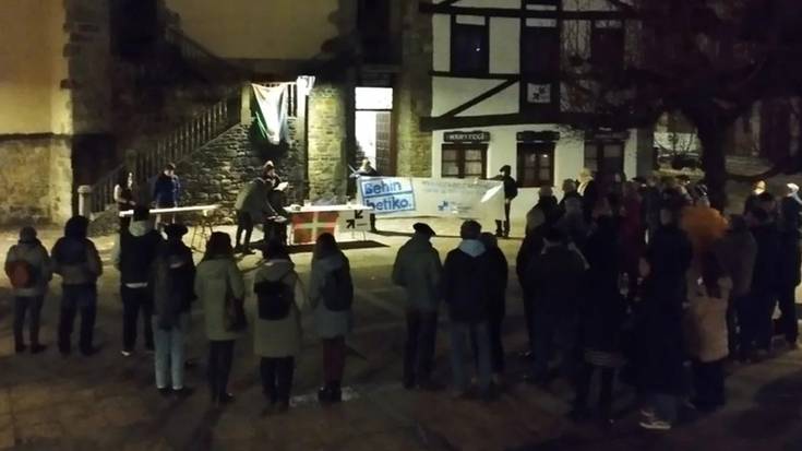 Barrikote afaria antolatu dute Goizuetan martxoaren 22an