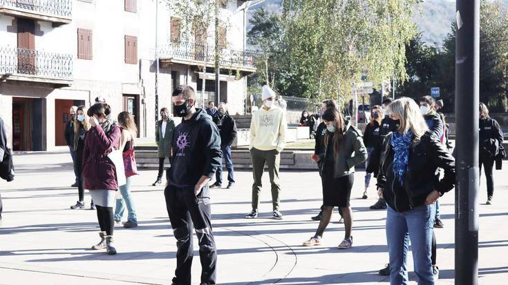 'Gure hautua bizitzak' lelopean bildu dira Elizondon