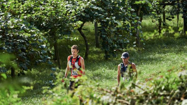 Bidasoko Bide Berdean egin den Ipar Martxako lehen maratoian 80 lehiakide inguruk parte hartu dute