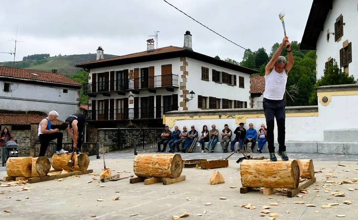 Ittur-ondo elkartearen egun ederra ospatu dute Beintza-Labaienen