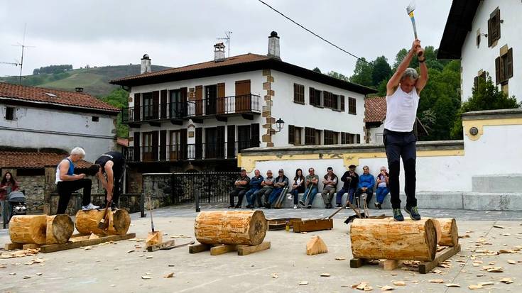Ittur-ondo elkartearen egun ederra ospatu dute Beintza-Labaienen