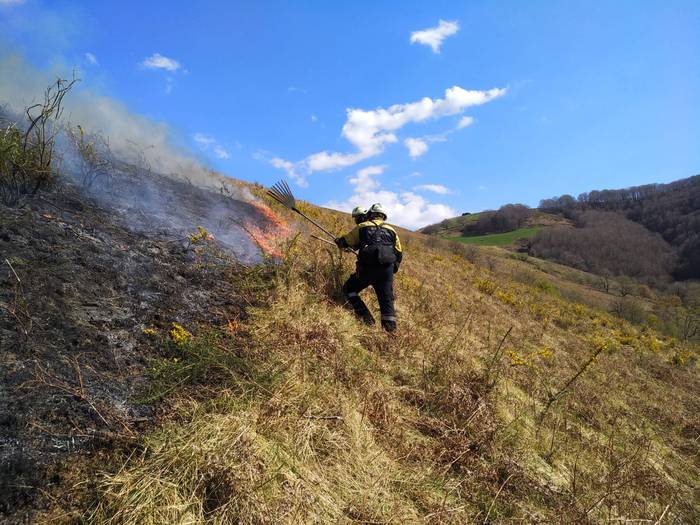 Nafarroako Suhiltzaileak Narbarten eta Zugarramurdin ibili dira asteburuan