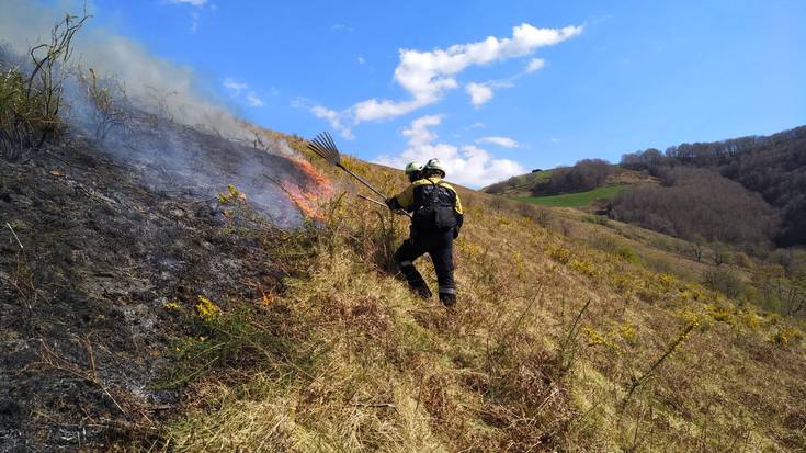 Nafarroako Suhiltzaileak Narbarten eta Zugarramurdin ibili dira asteburuan