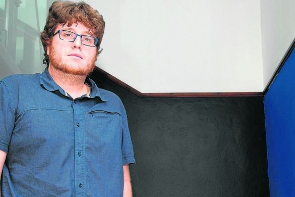 Emilio Santiago Muiñori egindako elkarrizketaren proiekzioa antolatu du Talde Ekosozialak 21ean Elizondon