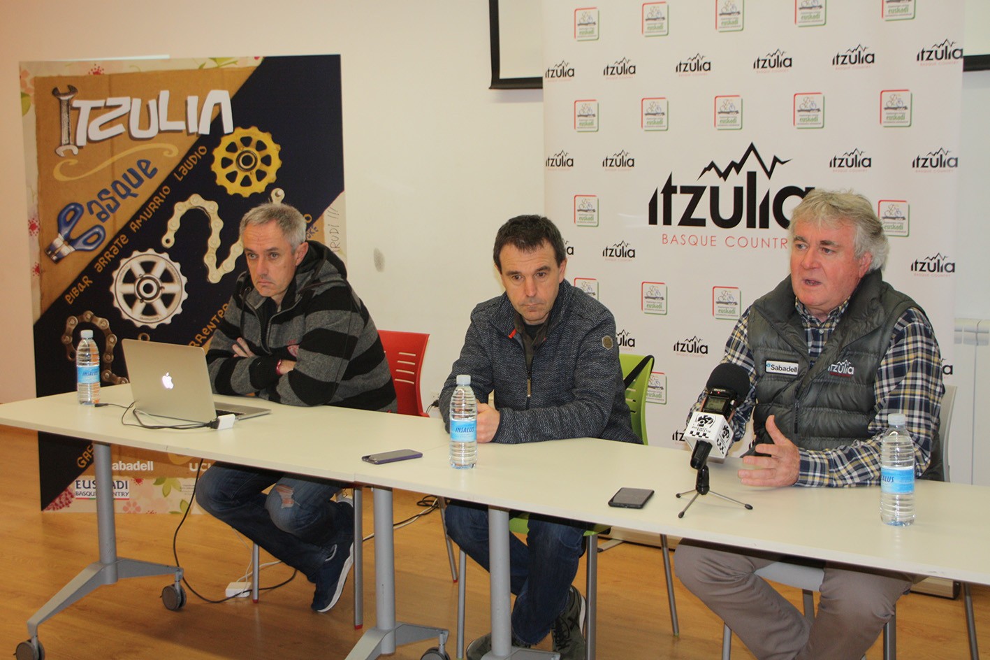 Euskal Herriko Itzulia ere gibelatu dute