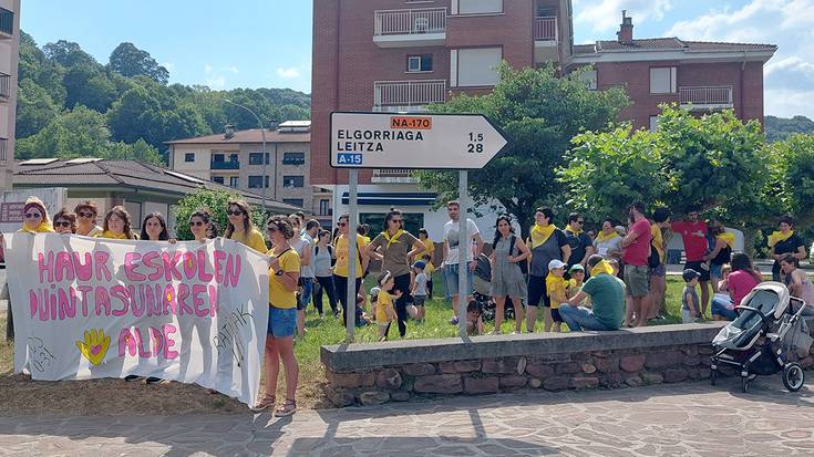 Haur eskolen duintasuna aldarrikatu dute Donezteben