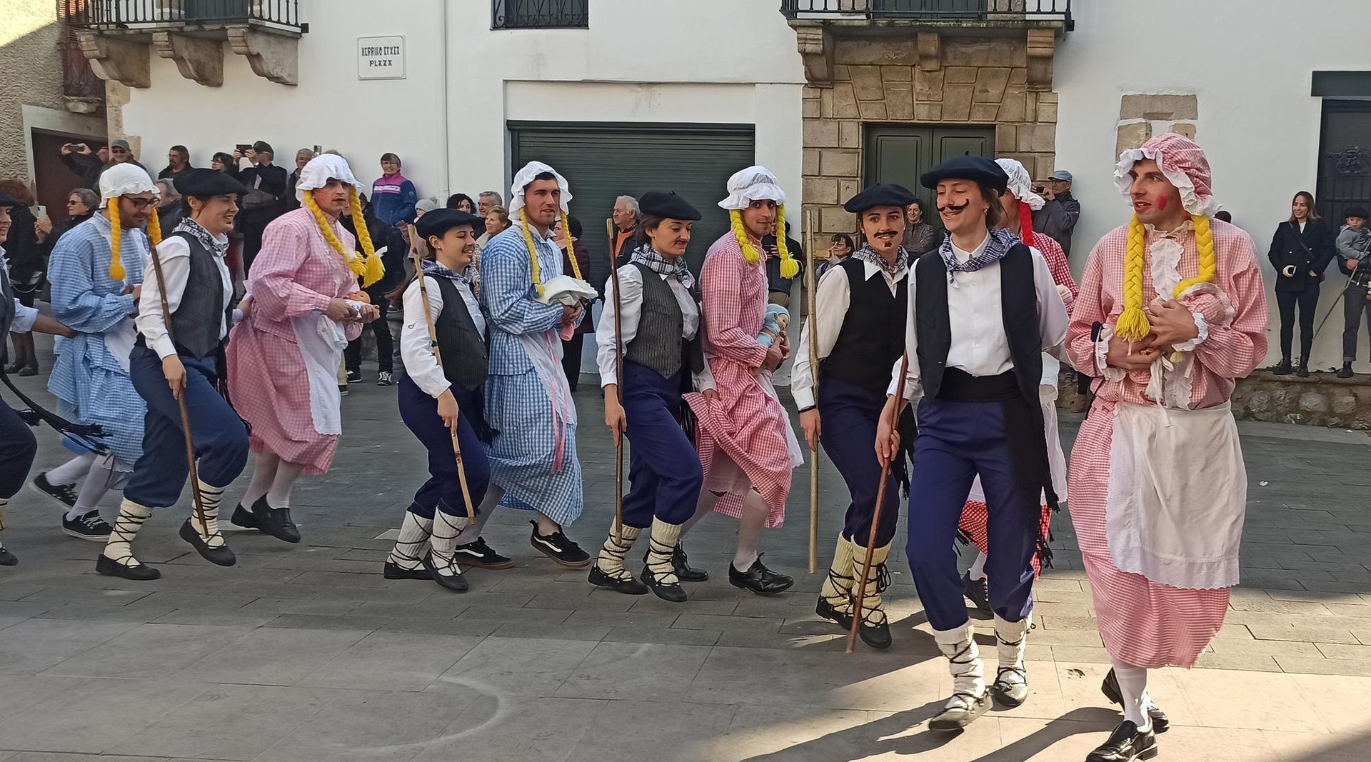 Asteazkenean bukatuko da epea Berako Inudeen eta Artzainen desfilean izena emateko