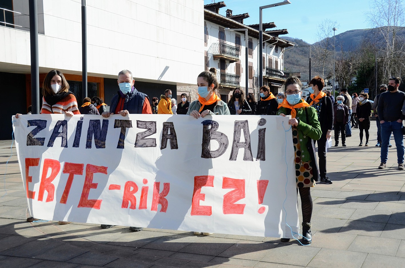 IDEA ulergaitzak diren erabakiak hartzen ari dela salatu dute Elizondoko zahar etxeko langileek