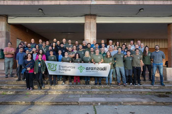 I. Eraztunle bilkura egin dute Lekarozen Aranzadiko hegazti zaleek