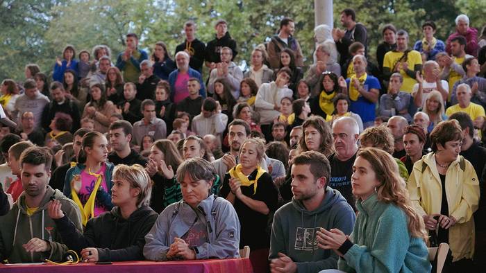 Aroztegiko Elkartasun Komitea: «Absoluzioa da epai justu bakarra»