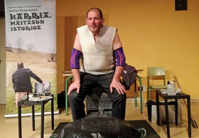 Iñaki Perurenaren bakarrizketa apirilaren 8an Zubietan