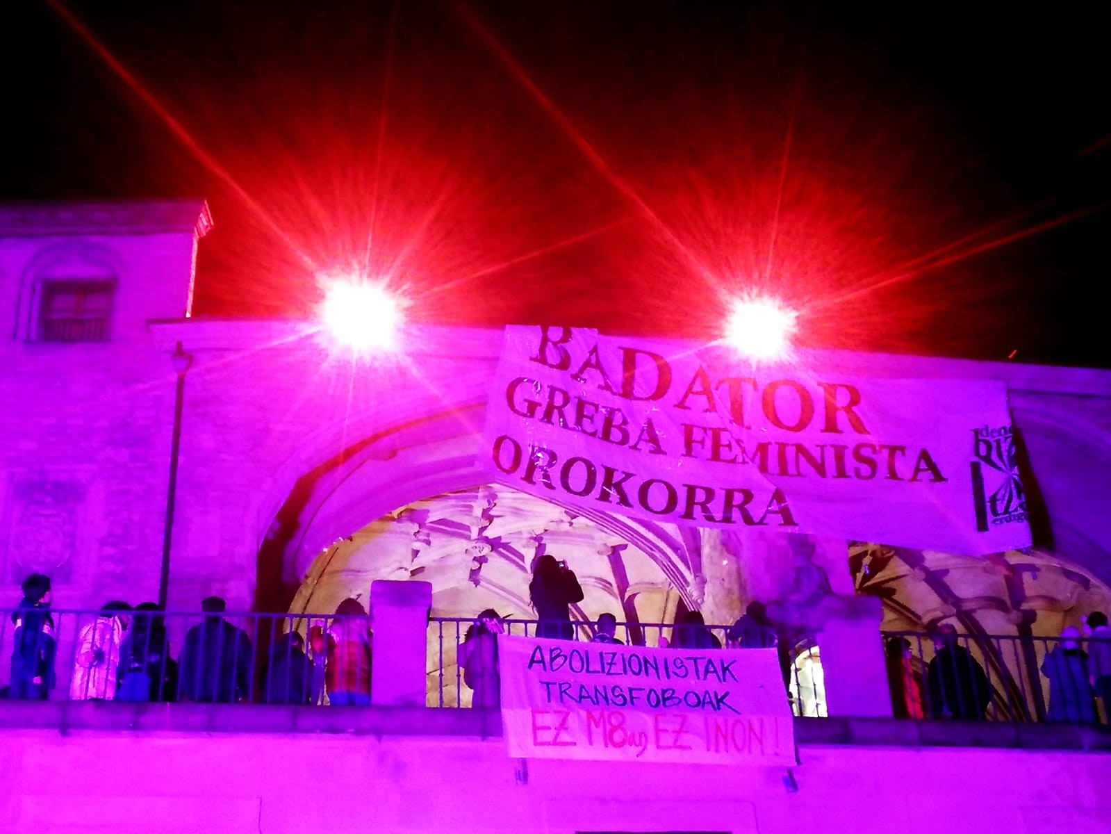 Zaintza guztion ardura dela aldarrikatzeko greba eginen du mugimendu feministak udazkenean