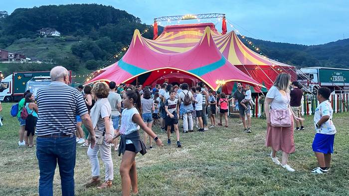 Gure Zirkua ikusteko sarrerak zeini tokatu zaizkion jakin nahi duzu?