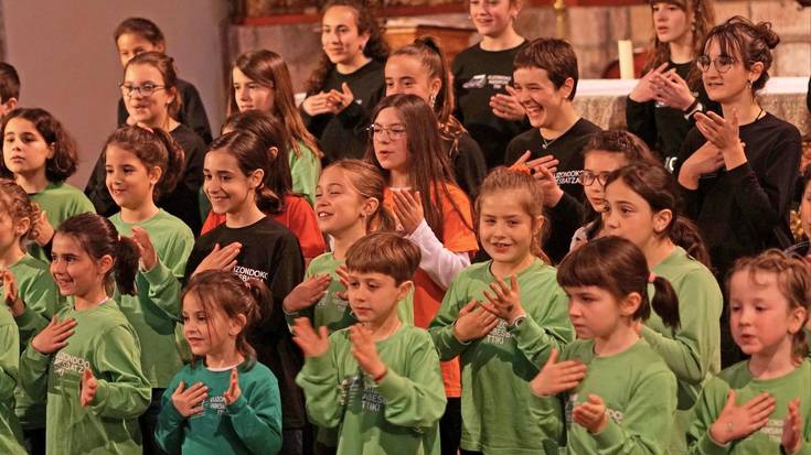 'Sorgin zahar berriek' ikuskizuna eginen dute maiatzaren 17an eta 18an Iruritan