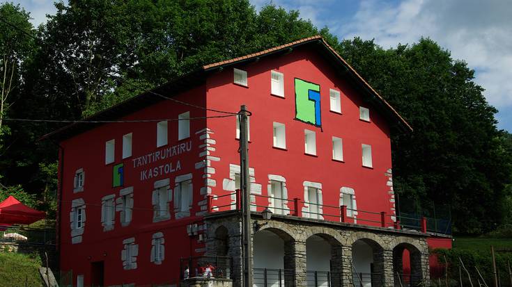 Lehen Hezkuntzarako musika irakaslea kontratatu nahi du Lesakako Tantirumairu ikastolak