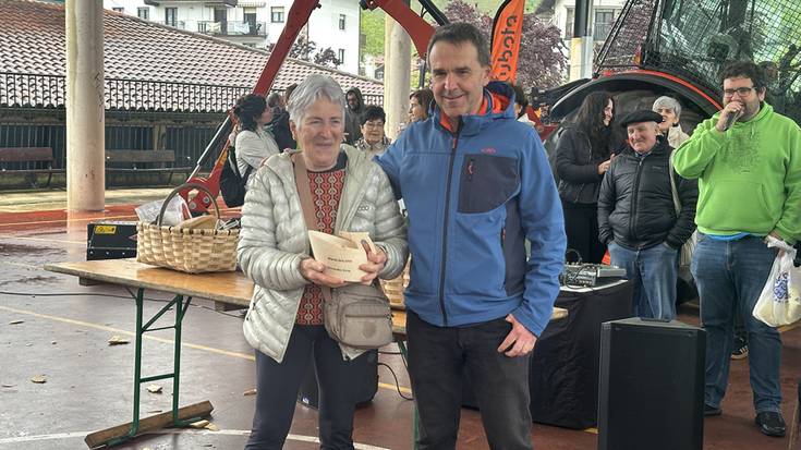 [ARGAZKIAK] Sokorro Almandoz omendu dute Berako Azienda Feriaren IX. edizioan