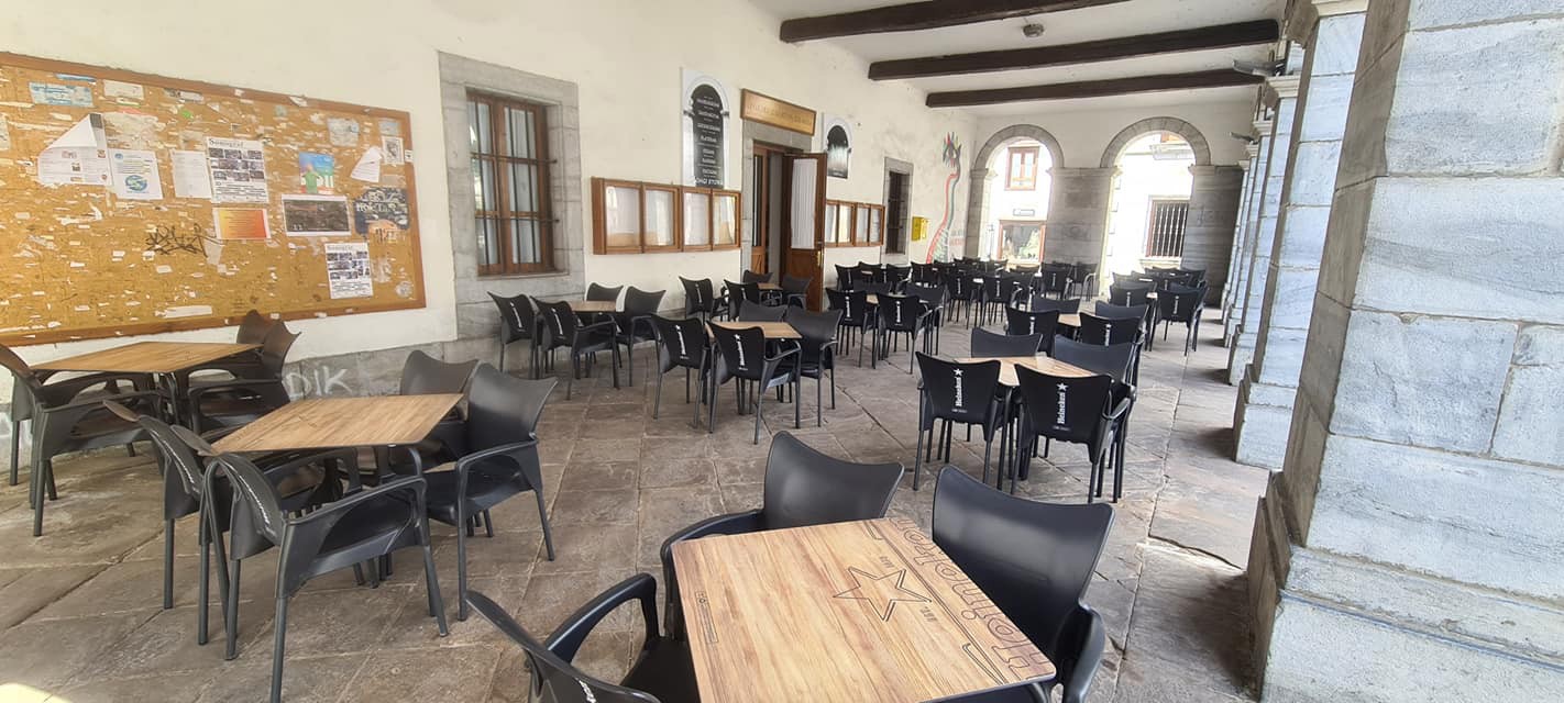 Lesakako Jubilatuen Elkarteko ostatua kudeatzeko norbaiten bila dabiltza