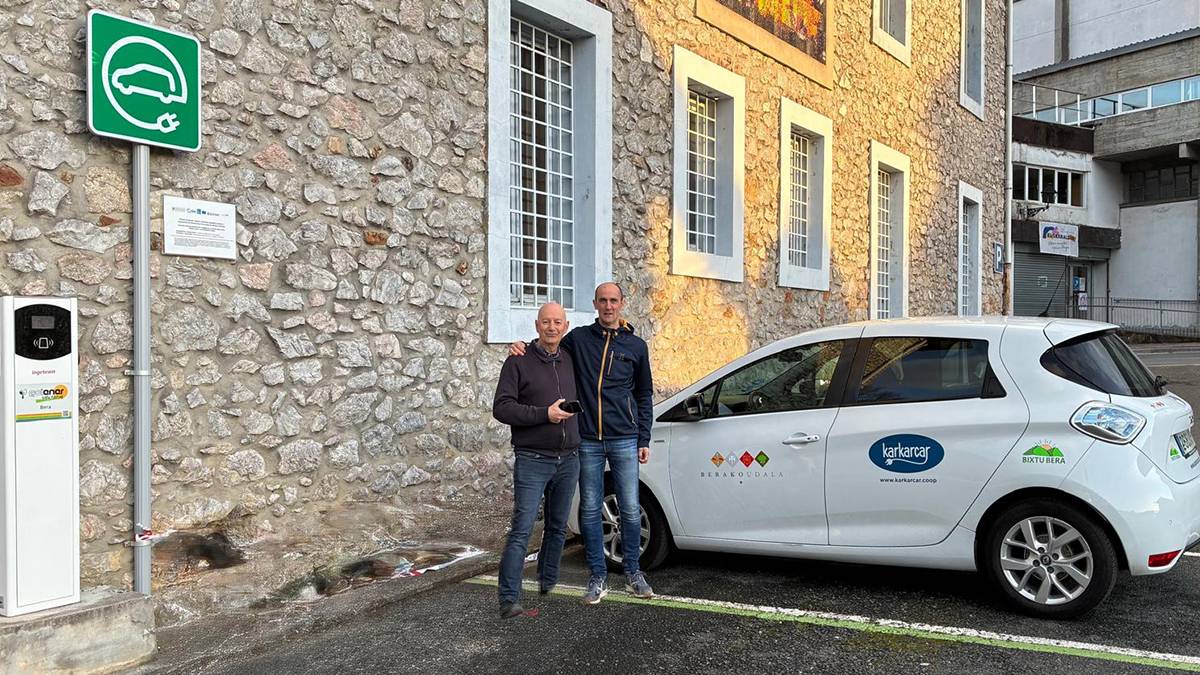 Herritarrek erabiltzeko auto elektrikoa eskuragarri paratu du Berako Udalak
