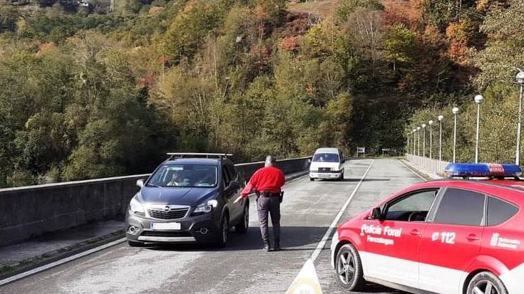 Atzo Aritxulegin foruzainek 46 salaketa paratu zituzten Nafarroan sartzeko debekua urratzeagatik