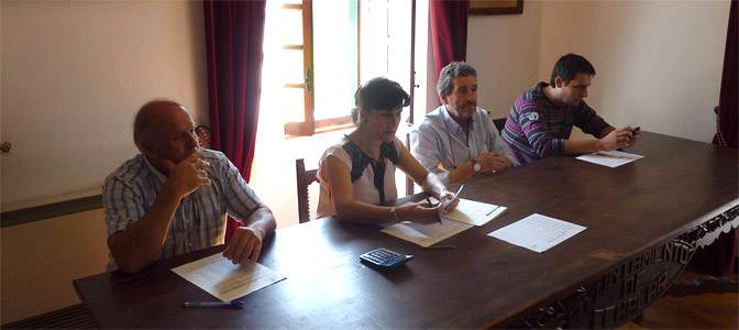 Etxalarko Udalak 2021eko  aurrekontuak adosteko batzar irekia antolatu du