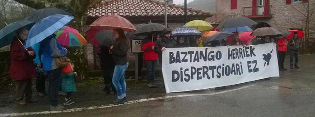 'Baztango herriek ere dispertsioari ez' dinamika Erratzun abiatu da asteburu honetan 