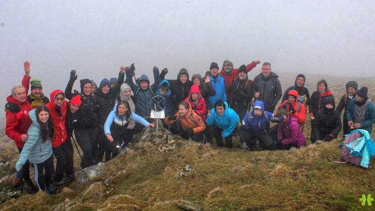 Mandoegira igoz borobildu dute urtea Goizuetako 35 mendizalek