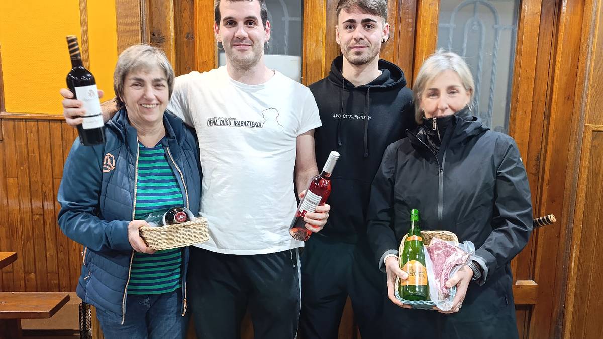 Pattere Galtzagorri eta Nieves Biurrarena dira Sunbilla-Igantziko lehen mus txapelketako lehen irabazleak