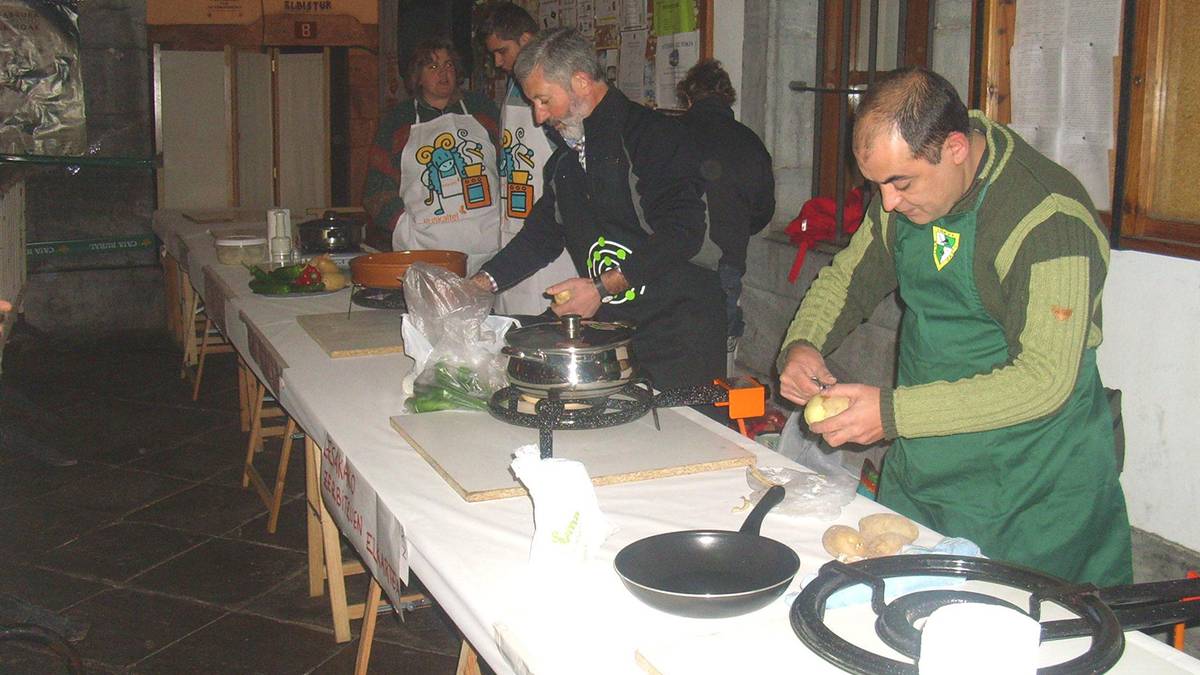 Lesakako feria bezperako ajoarriero lehiaketarako izena emateko hondarreko egunak dira