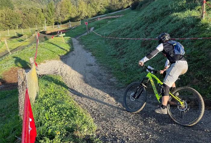 101 txirrindularik parte hartu dute asteburuan Igantziko IrriSarri Bike Enduro txapelketan