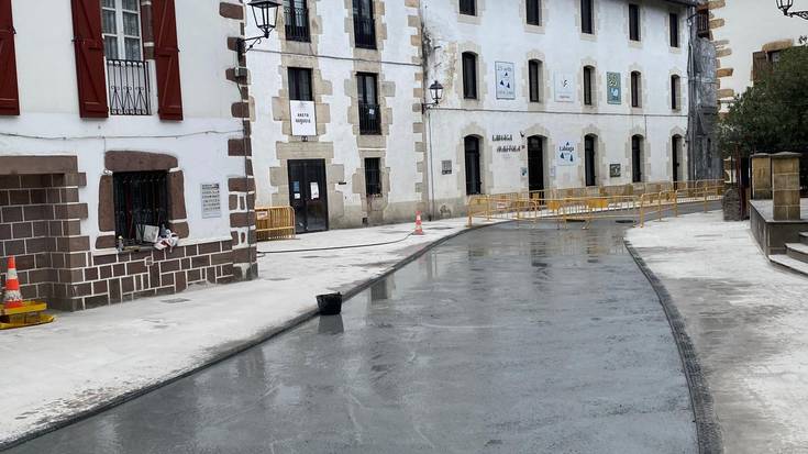 Berako Iparralde karrika eta Mukixuko zubia-Eztegara asfaltatzeko lanak aste honetan eginen dituzte
