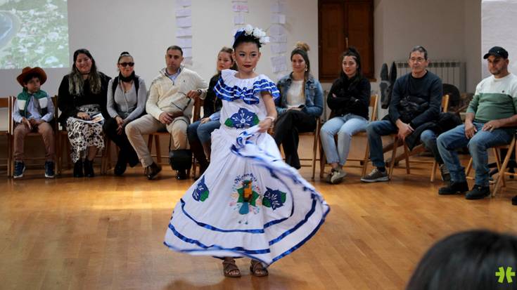 [ARGAZKIAK] Goizuetako kolore guztiak festan bat eginda