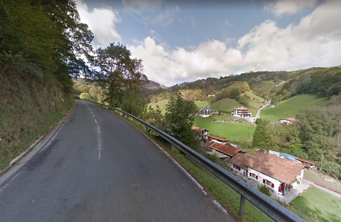 Beratik Ibardinera doan errepideko bazter-babesak egokituko dituzte