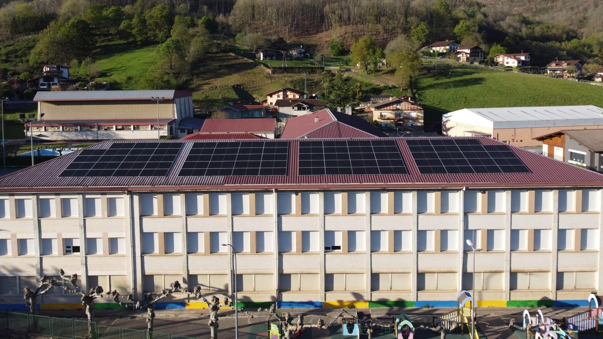 Zenbat instalazio fotovoltaiko daude instalatuak zure herrian?