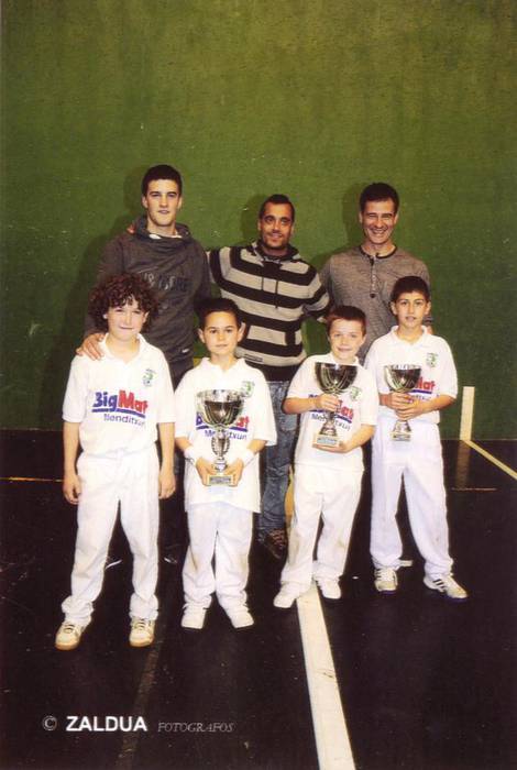 Lau herritar Malerrekako pilota finaletan 