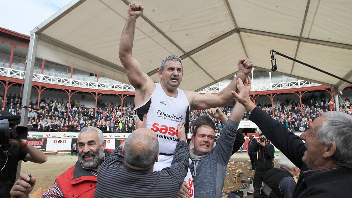 Donato Larretxea omenduko dute abenduaren 3an Arantzan