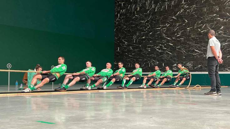 Beti Gaztek agintzen segitzen du Nafarroako sokatira txapelketan