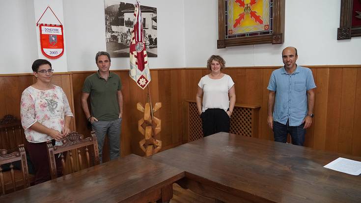 Baztan-Bidasoko merkataritza babesteko eta indartzeko plana gauzatzen hasiko dira