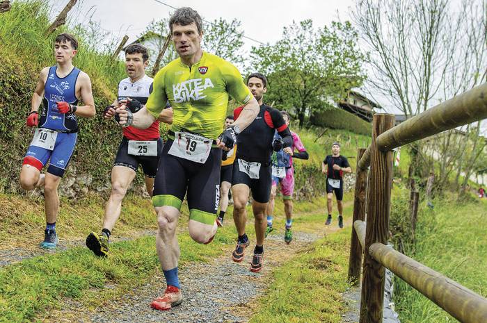 Igantziko VII. Mendi Duatloia eginen dute apirilaren 25ean, haur eta helduei zabalik